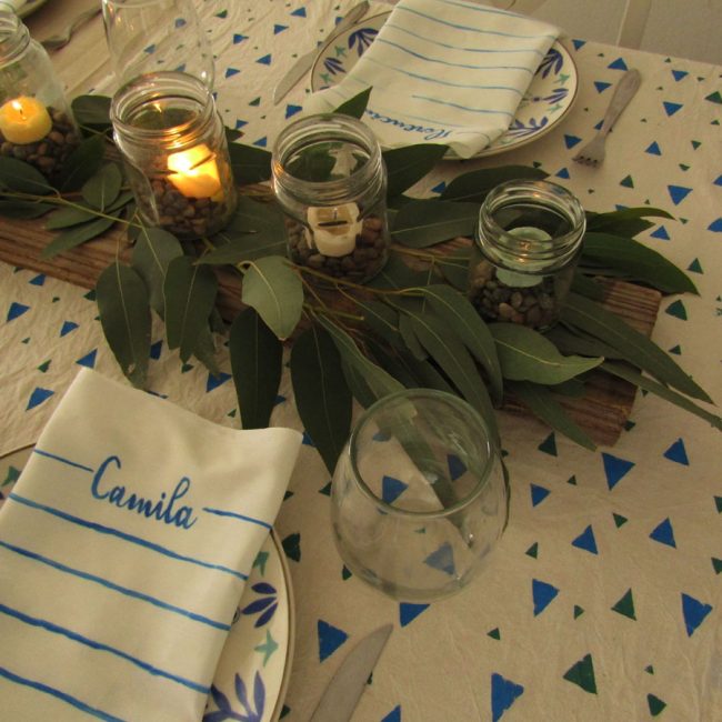 Camino de mesa con stencil